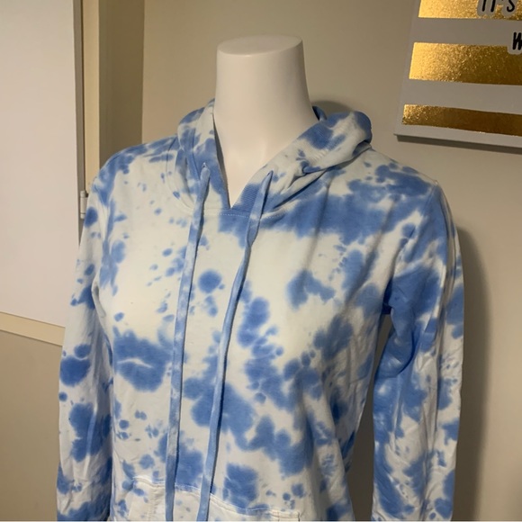 Blue and white tie dye hoodie - Picture 1 of 4